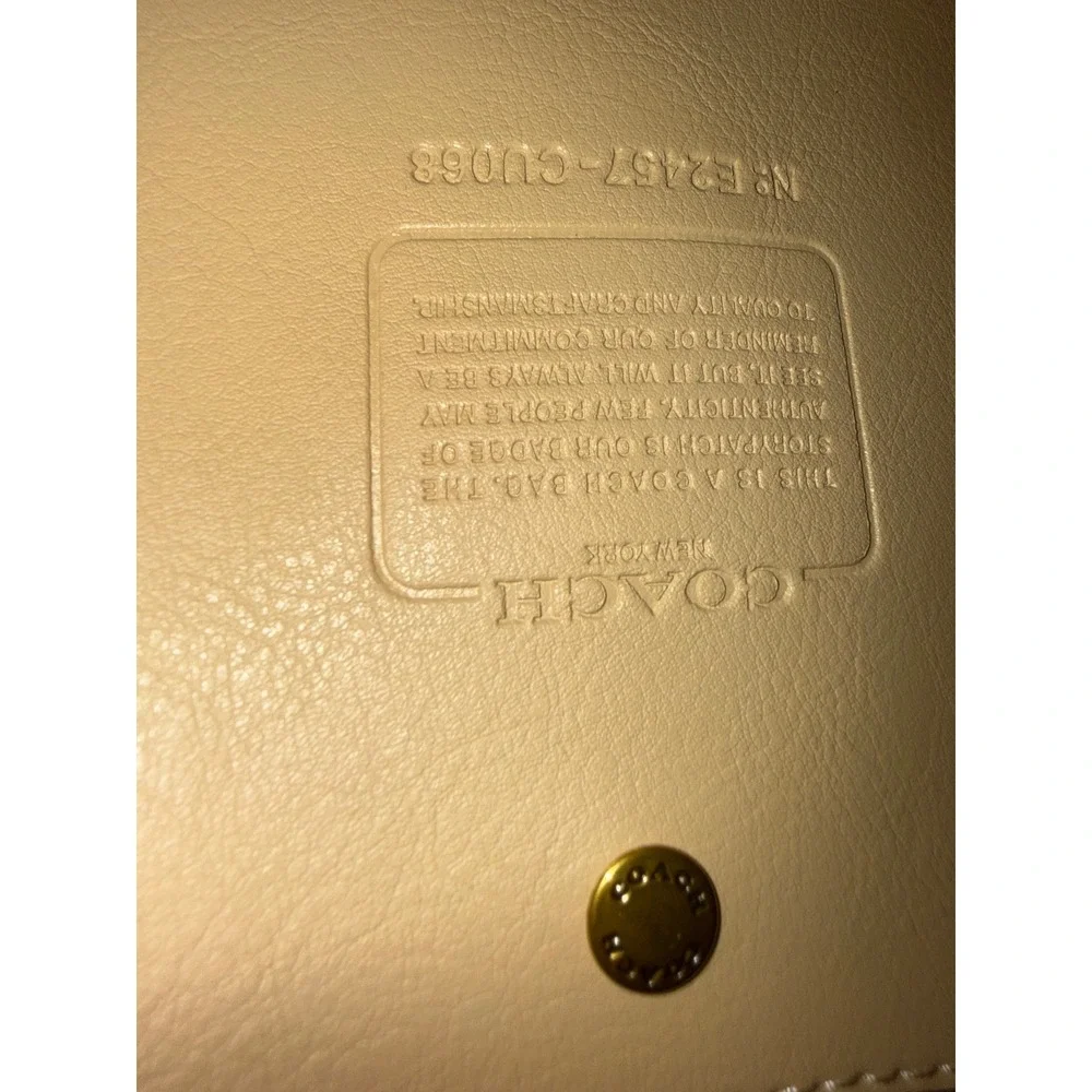 👜 COACH Brooklyn 28 Shoulder Bag — Cream | NWT | CU068